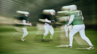 في الطريق إليك فايا يونان